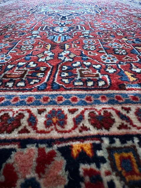 Handmade Heriz (6'10 X 4'3)