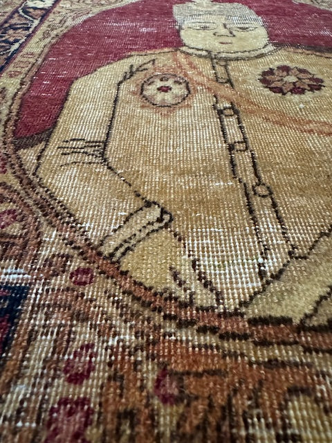 Antique Handmade Royal Gift Rug (26" X 19")
