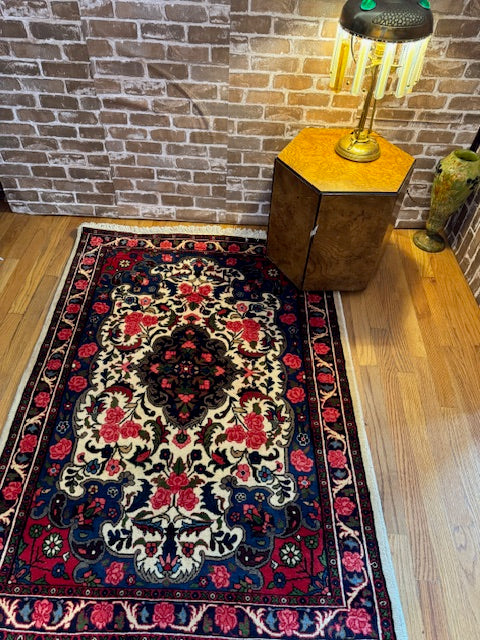 Fine Handmade Kashan (4'6 X 3'4)
