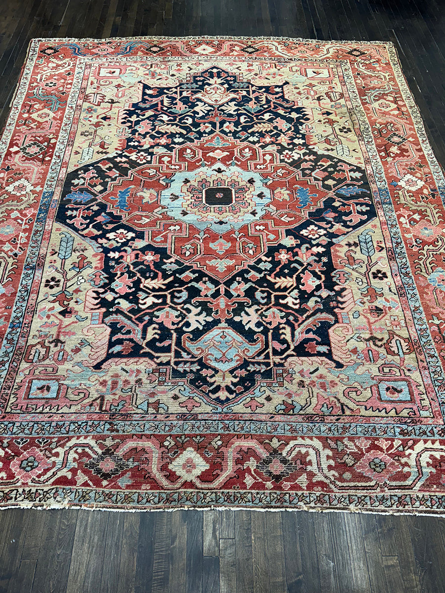 Antique Handmade Persian Heriz (11'1 X 8'10)