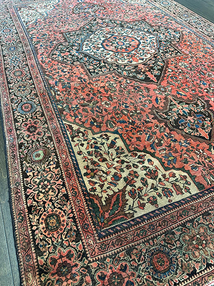 Antique Sarouk Farahan (6'1 X 4'1)