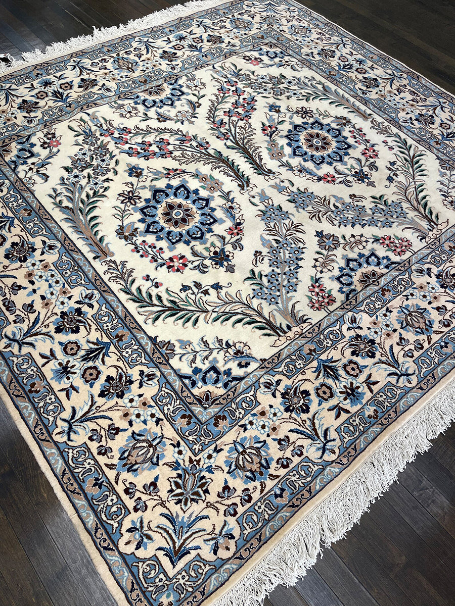 Handmade Persian Naeen (6'10 X 6'3)