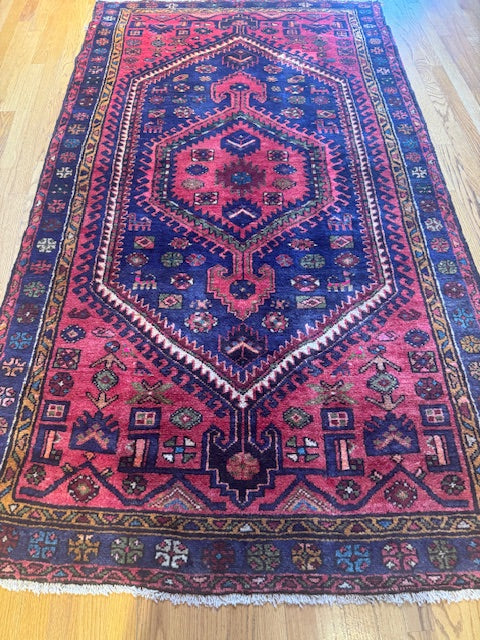 Vintage Handmade Heriz Carpet with Dogs (7'9 X 4'4)