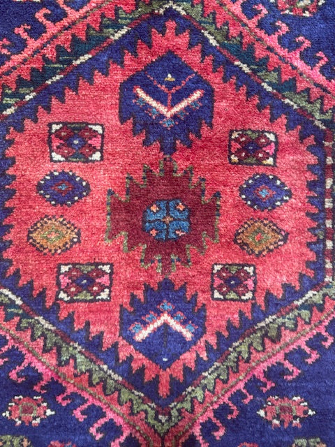 Vintage Handmade Heriz Carpet with Dogs (7'9 X 4'4)