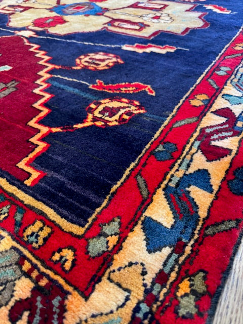 Vintage Handmade Heriz (4'6 X 10')