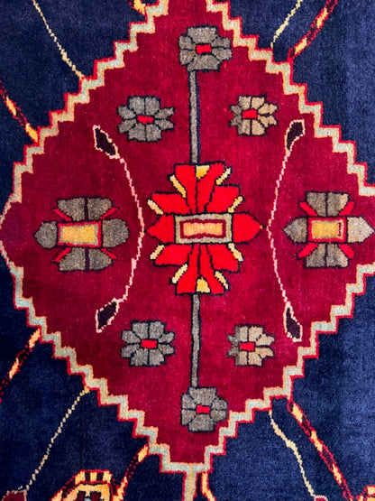 Vintage Handmade Heriz (4'6 X 10')