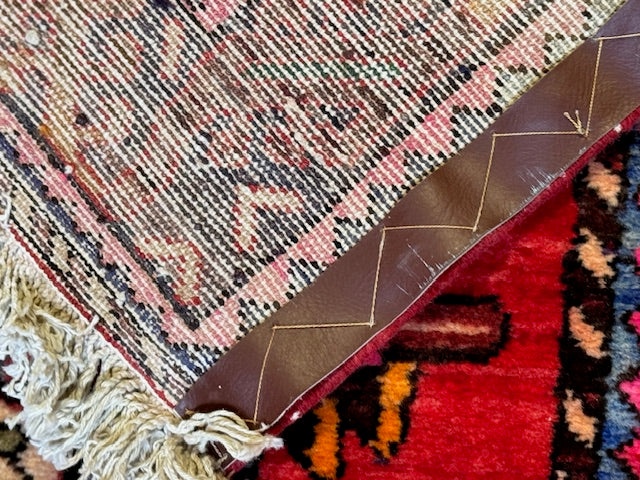 Vintage Handmade Heriz Runner (10'4 X 3'8)