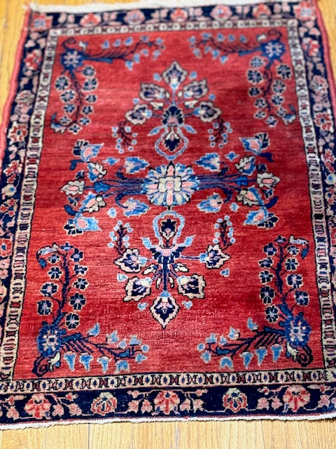 Antique Handmade Mohajeran Sarouk (37'' X 22")