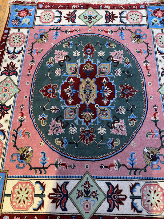 Handmade Heriz (5'4 X 4'8)