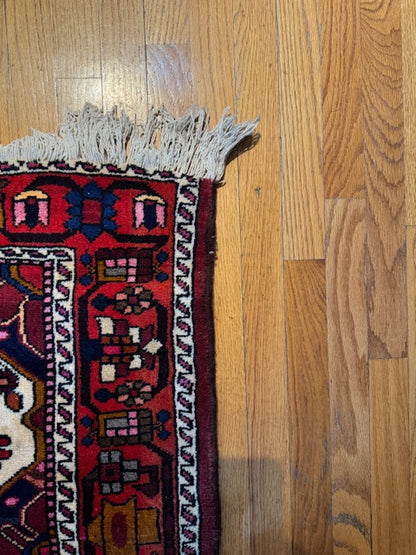 Vintage Handmade Tribal Bakhtiari (6'7 X 5)