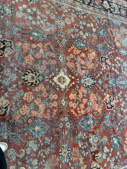 Antique Mahal (11’1 X 13’4)