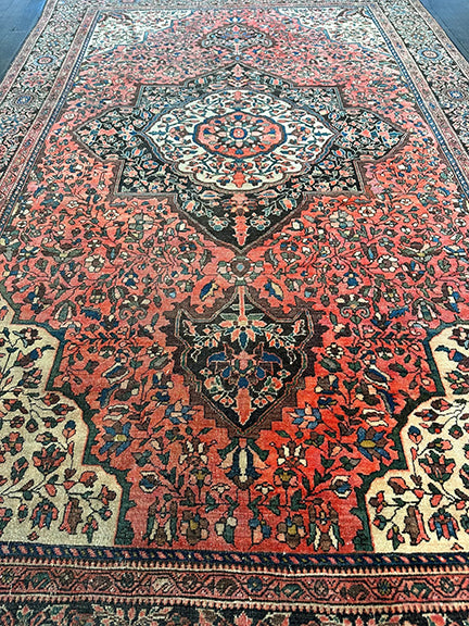 Antique Sarouk Farahan (6'1 X 4'1)