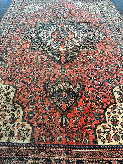 Antique Sarouk Farahan (6'1 X 4'1)