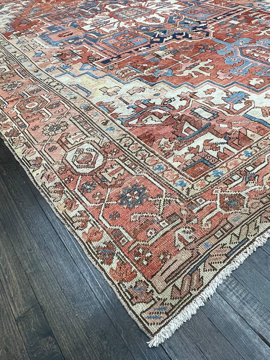 Antique Handmade Persian Serapi (10' X 13')