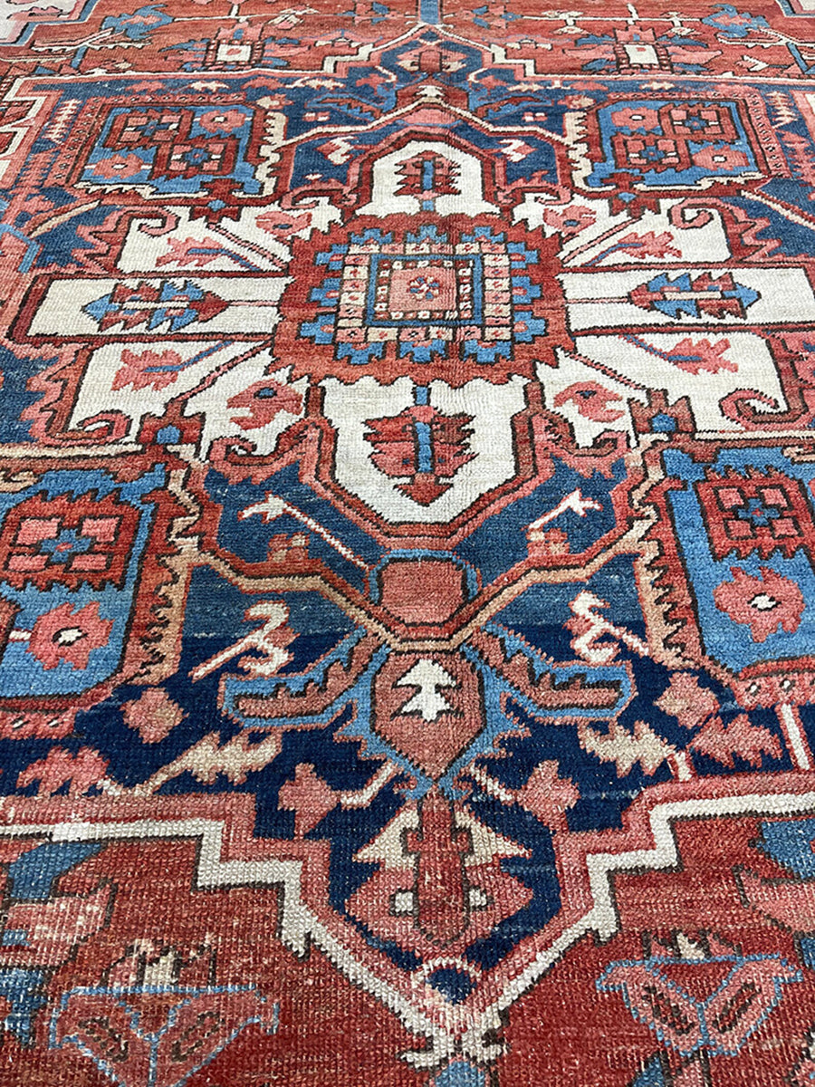 Antique Handmade Persian Serapi (10' X 13')