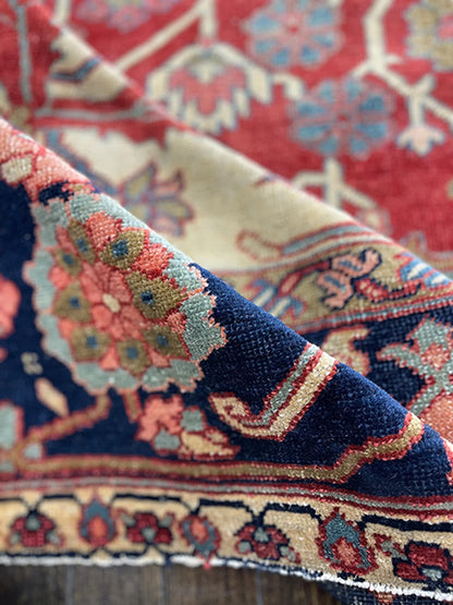 Vintage Persian Serapi (10'5 X 10'5)