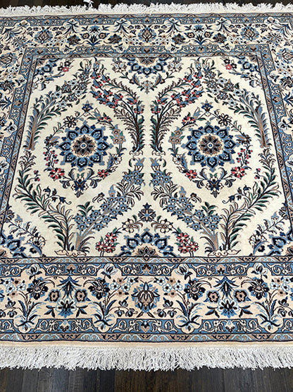 Handmade Persian Naeen (6'10 X 6'3)