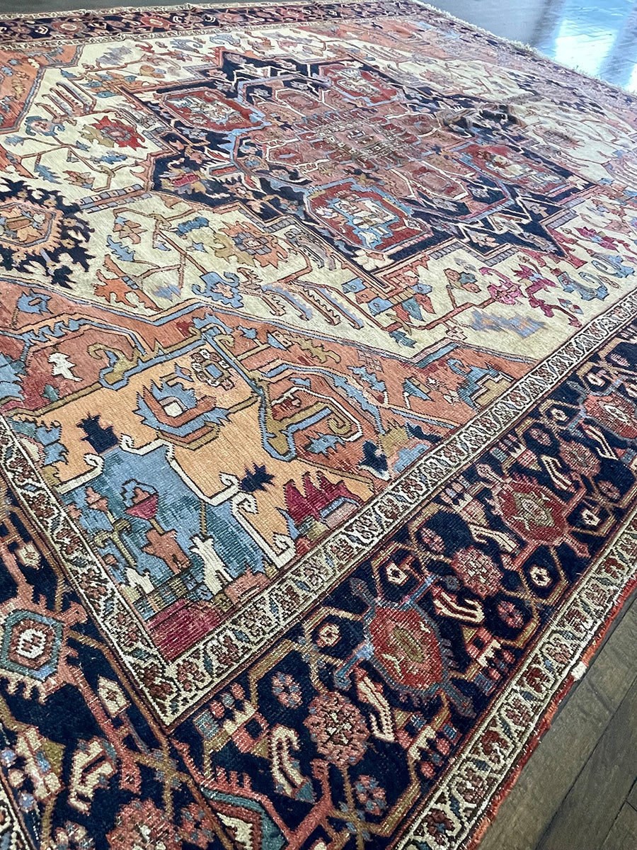 Antique Persian Serapi (12'1 X 9'8)
