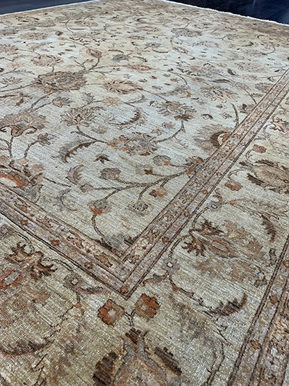 Handmade Ushak Revival (12' X 8'7)